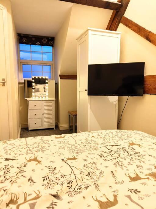 Cosy Central Modern Apartment Nantwich Eksteriør bilde